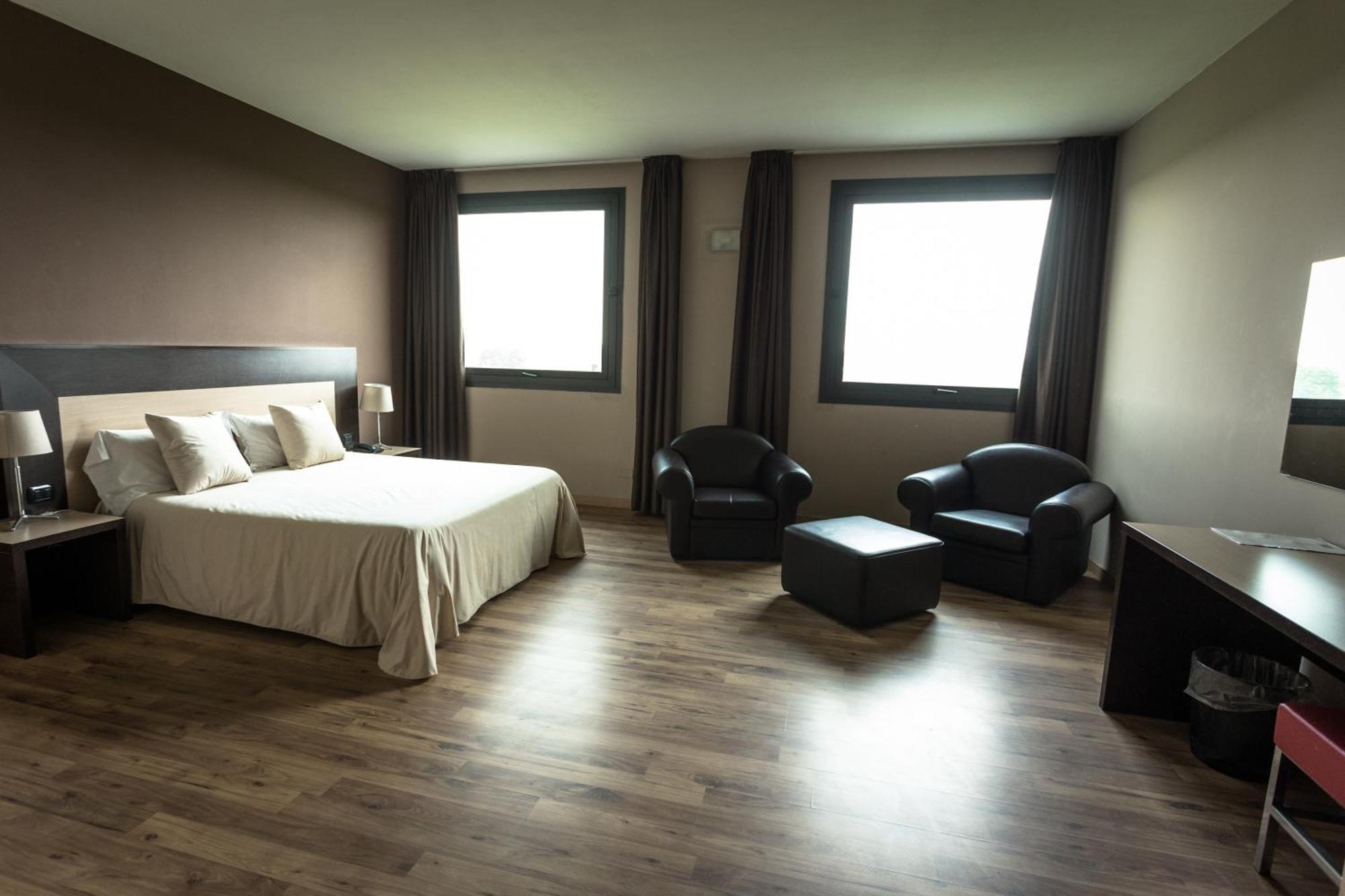Hotel Don Camillo Brescello Kültér fotó