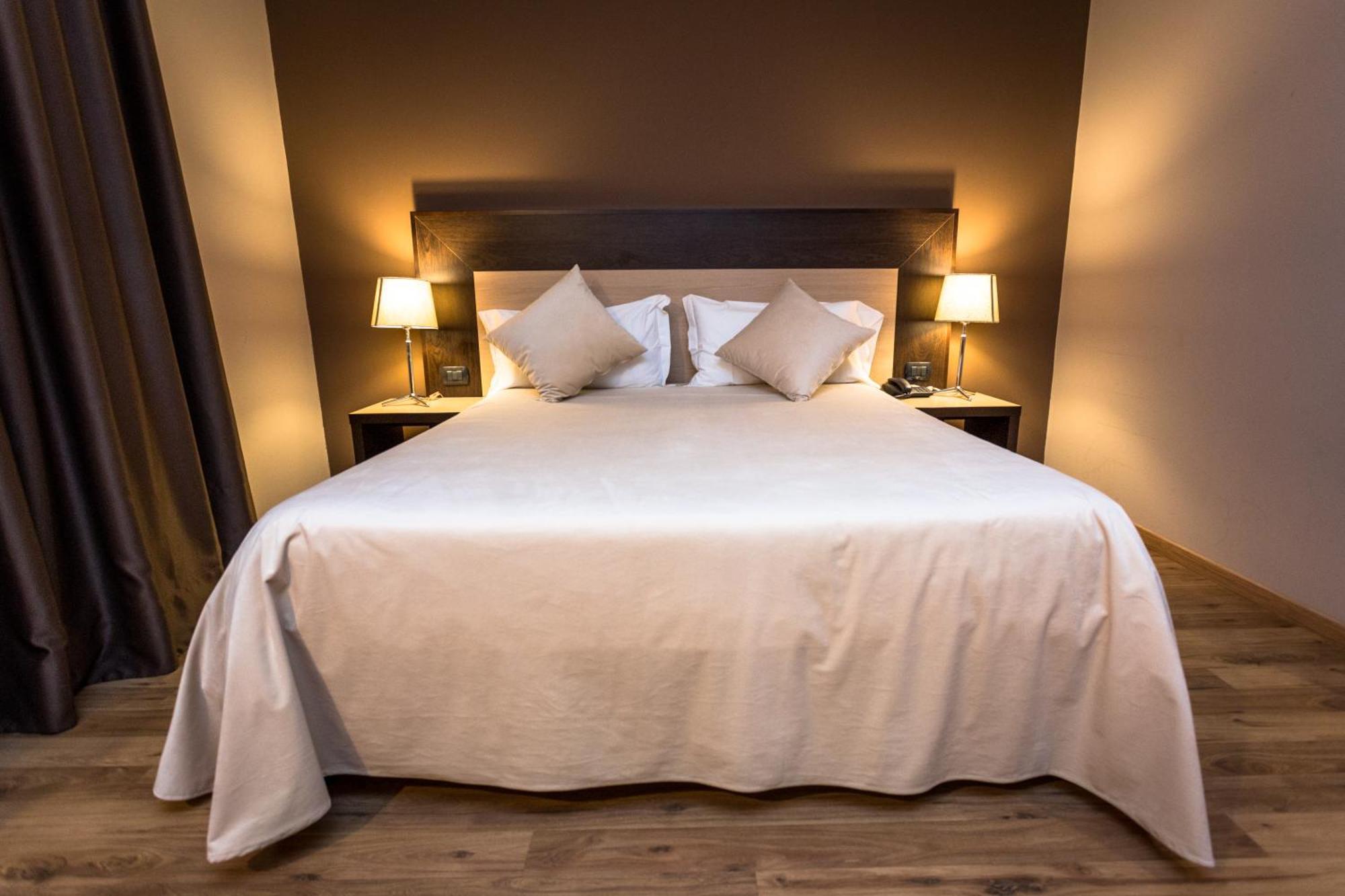 Hotel Don Camillo Brescello Kültér fotó
