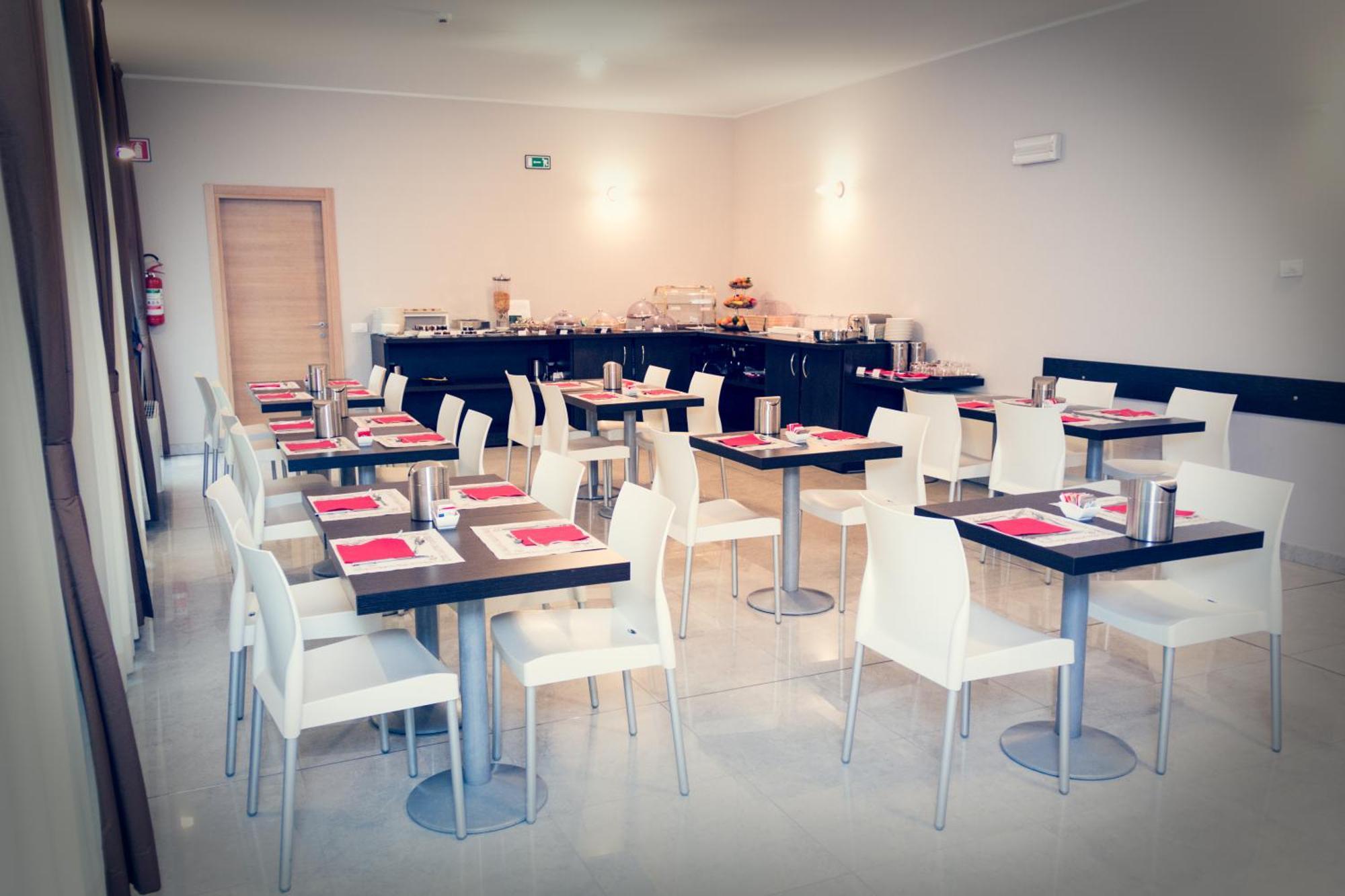 Hotel Don Camillo Brescello Kültér fotó