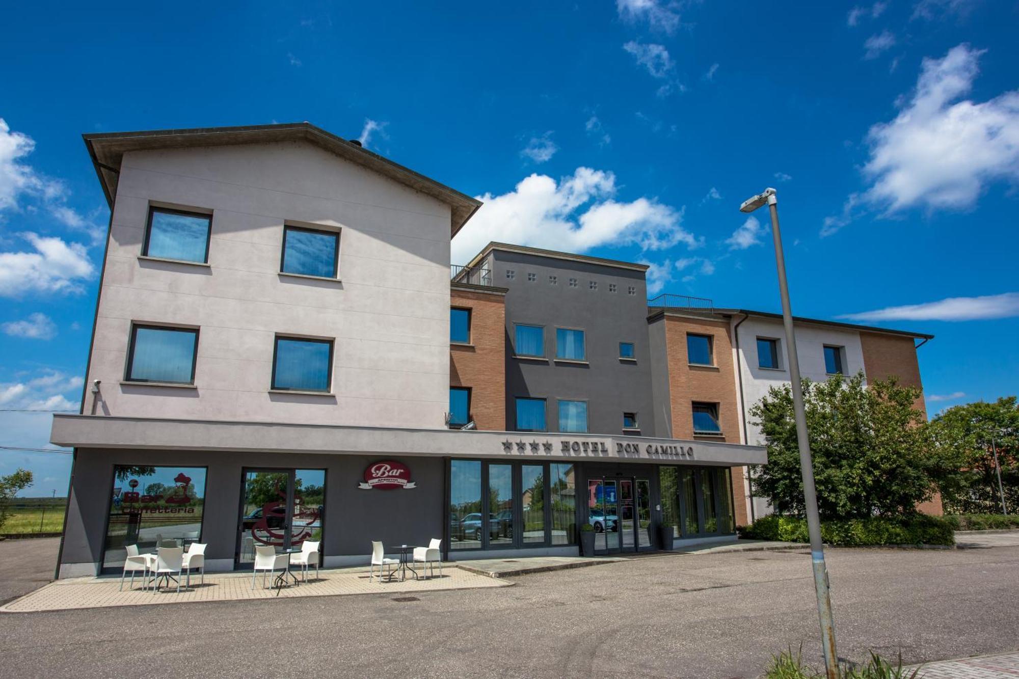 Hotel Don Camillo Brescello Kültér fotó