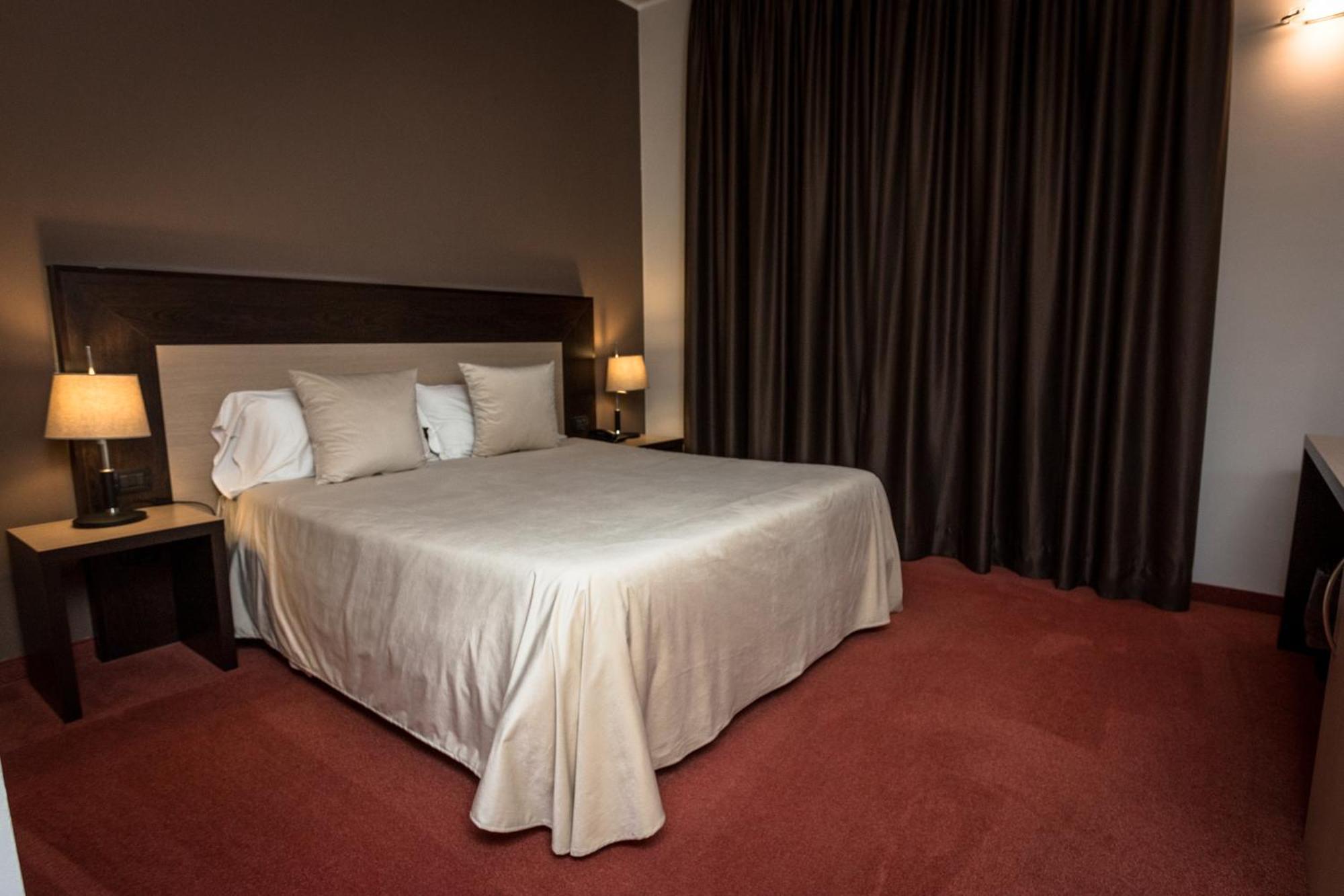 Hotel Don Camillo Brescello Kültér fotó